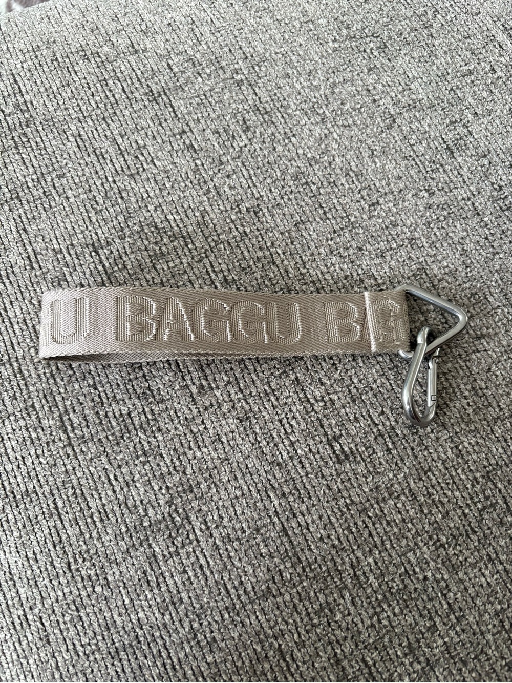 BAGGU Keychain - Picture 2 of 2